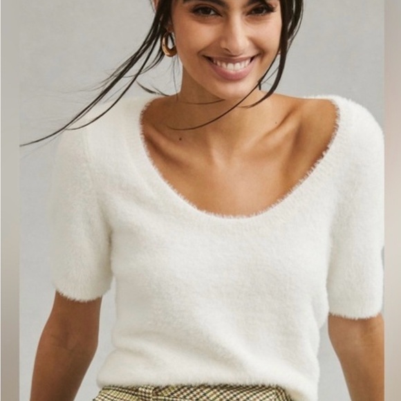 Anthropologie Sweaters - Anthropologie Maeve Scoop Neck Eyelash Sweater Tee Top Size Medium